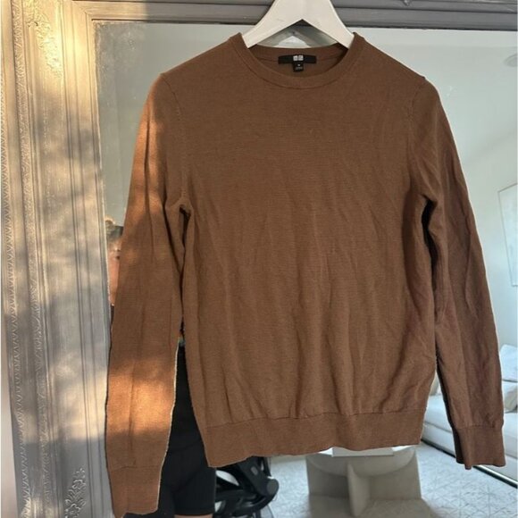 Uniqlo 100% Wool Brown Crewneck Classic Lightweight Sweater Size Medium - Picture 4 of 6